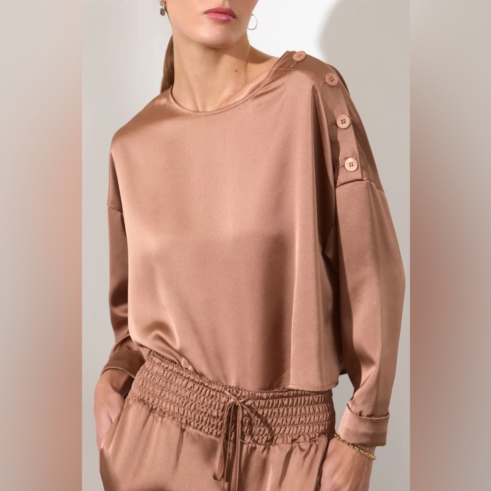 Brochu Waker Satin Button Shoulder Long Sleeve Blouse Nwot